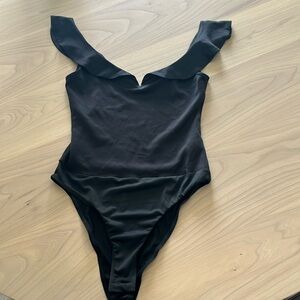 Lulu’s Bodysuit Ruffled Sleeveless Size Small NWT